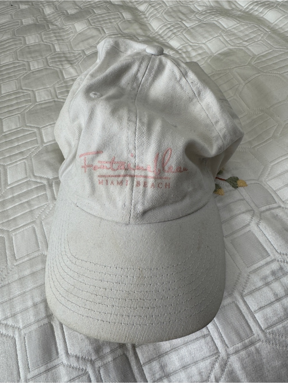 Fountainbleau Miami Beach White Baseball Cap